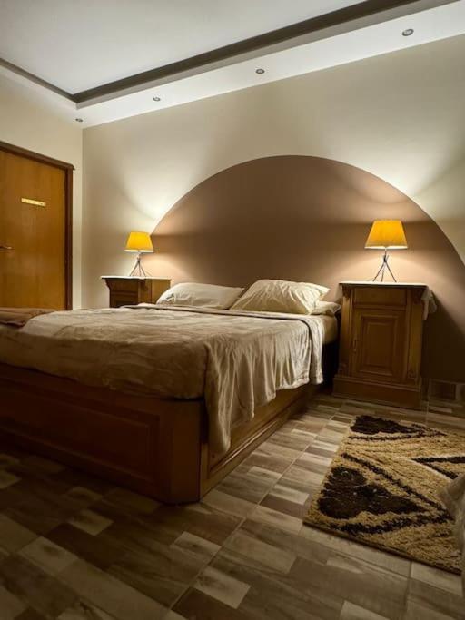 2br On Maadi Nile Corniche Cozy 4beds Apartment