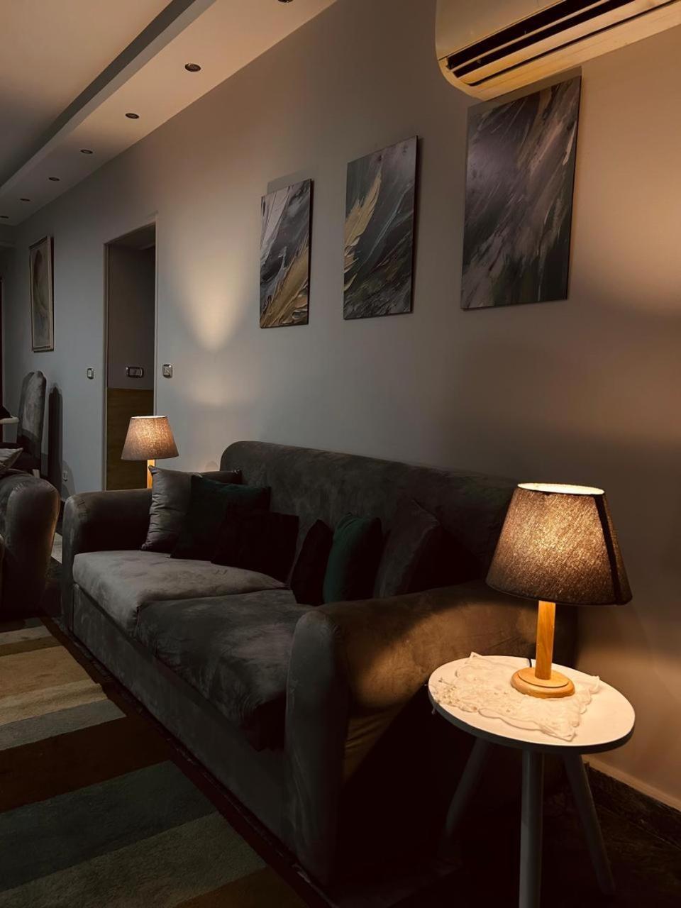 2br On Maadi Nile Corniche Cozy 4beds Apartment