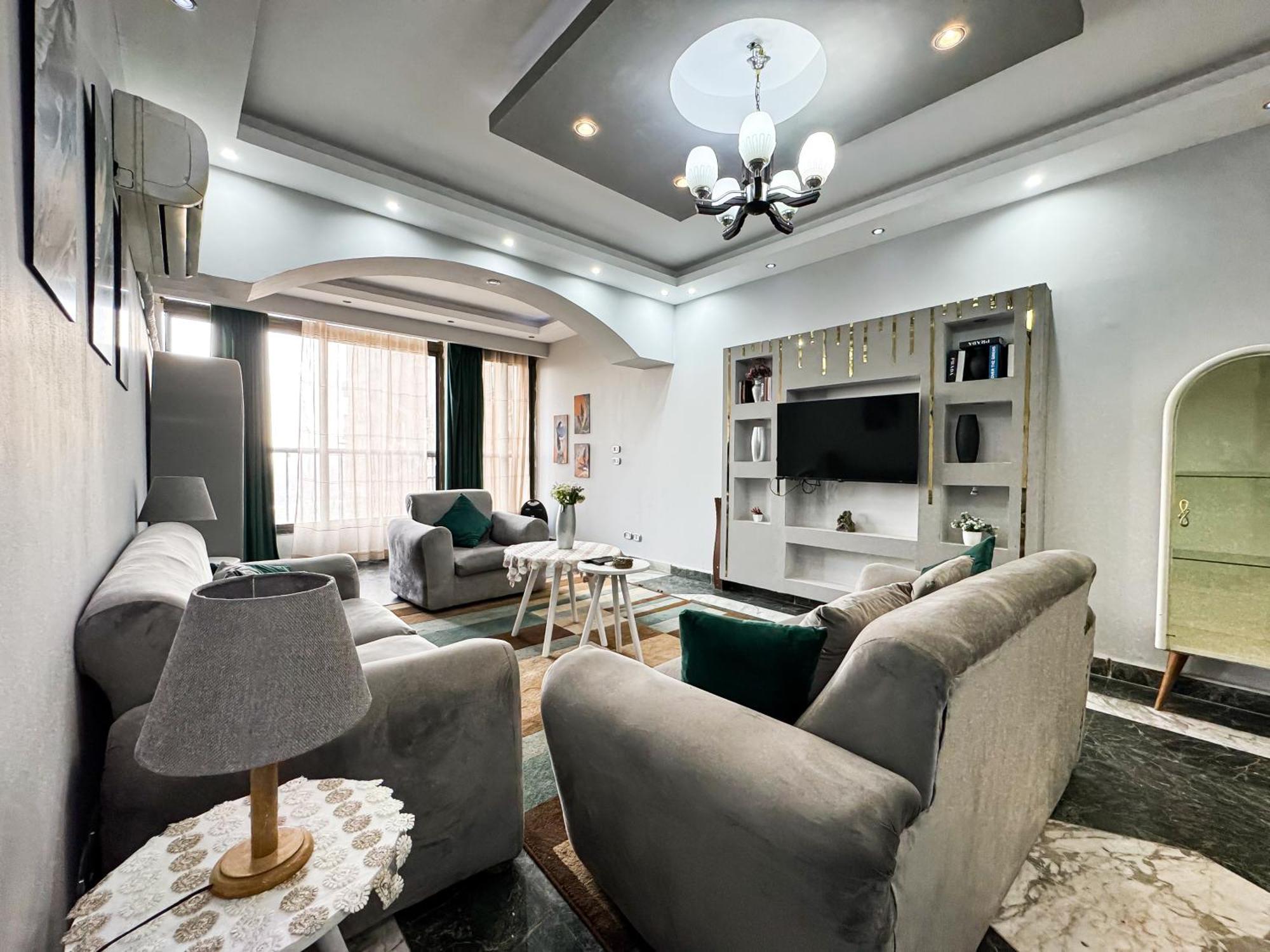 2br On Maadi Nile Corniche Cozy 4beds *