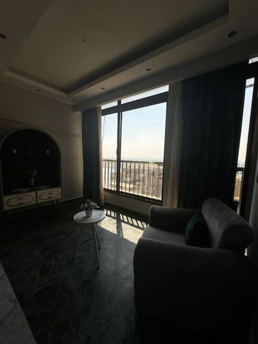 2br On Maadi Nile Corniche Cozy 4beds Appartamento *