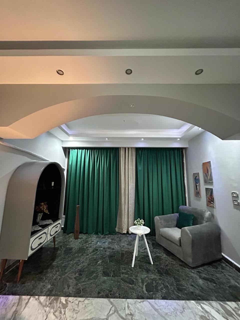 2br On Maadi Nile Corniche Cozy 4beds Il Cairo